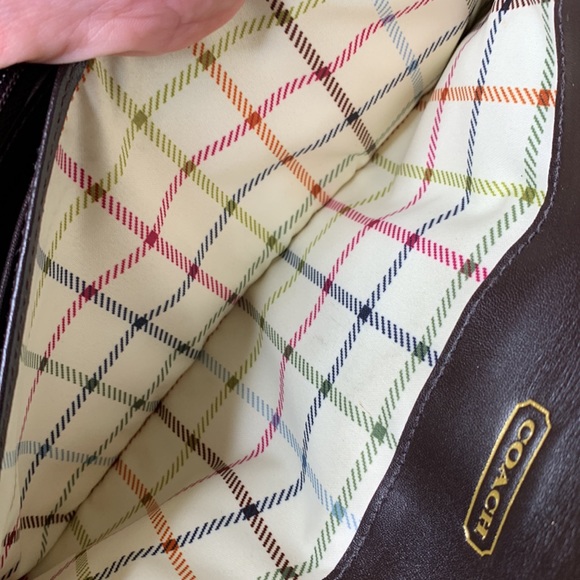 Coach Bleecker patent leather Chocolate Brown wristlet/clutch - Picture 9 of 10